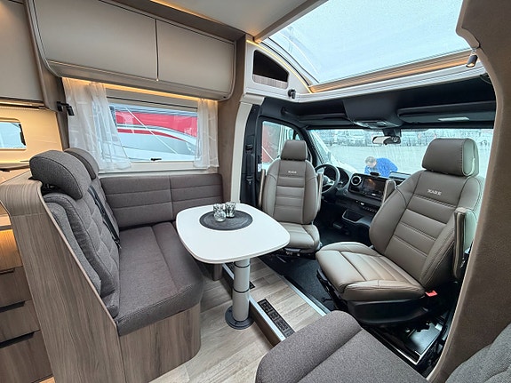 Kabe TM NOVUM N750 LGB Långbäddar - Mercedes - Taksäng - Automat - Alde - Lyx 7 of 22