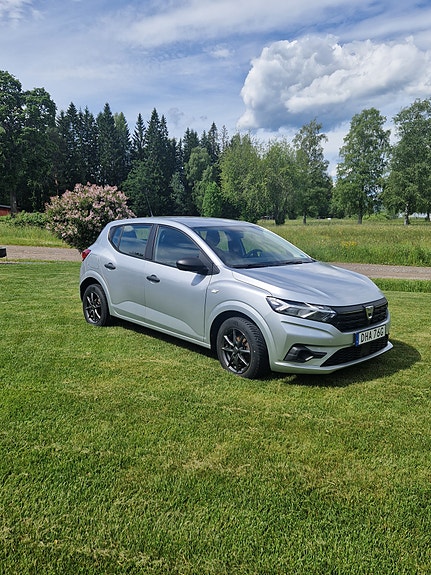 Dacia Sandero 3 of 4
