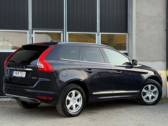 Volvo XC60 6 of 24