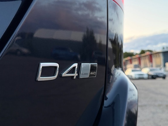 Volvo XC60 9 of 24
