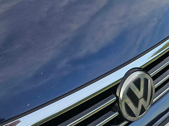 Volkswagen Passat 18 of 18