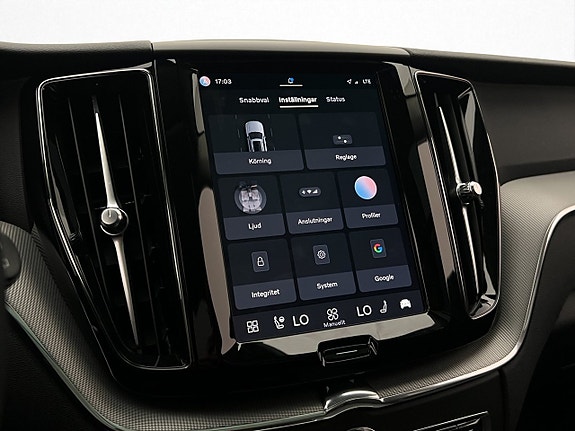 Volvo XC60 22 of 30