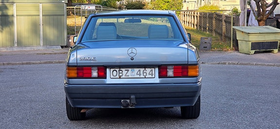 Mercedes-Benz 190 E 7 of 27