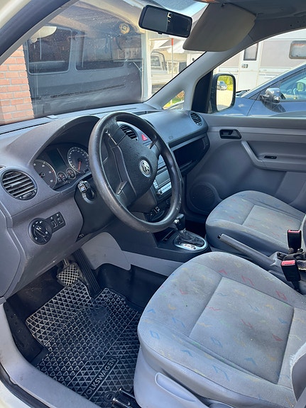 Volkswagen Caddy 8 of 8