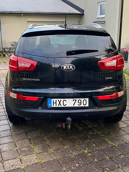 Kia Sportage 2 of 4