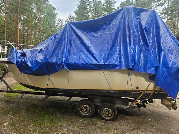 Fairline Holiday 23 2 of 7
