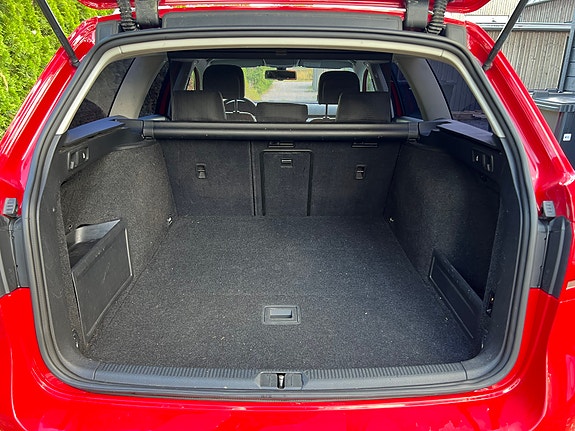 Volkswagen Passat 7 of 11
