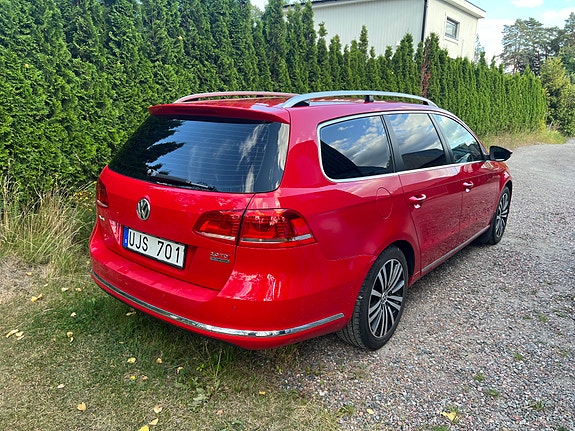 Volkswagen Passat 3 of 11