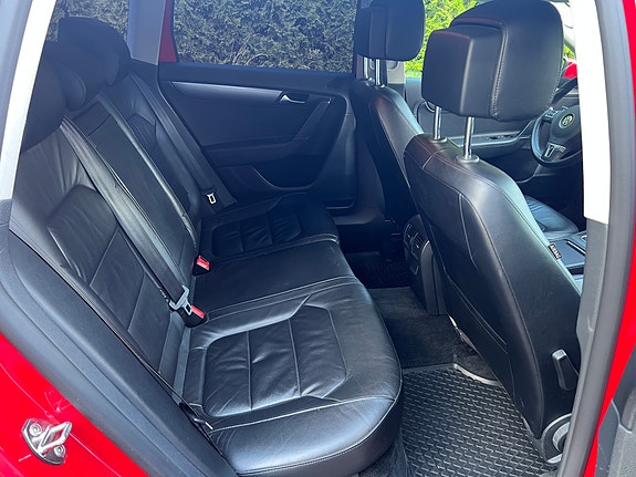 Volkswagen Passat 6 of 11