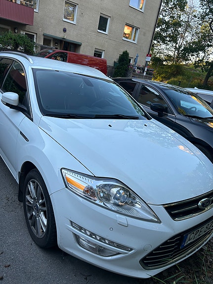 Ford Mondeo 2 of 2