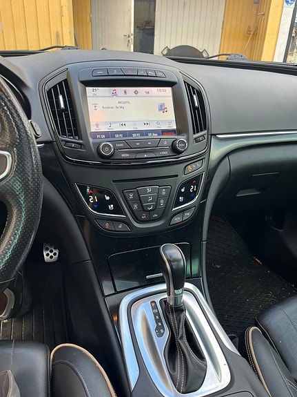 Opel Insignia 10 of 10