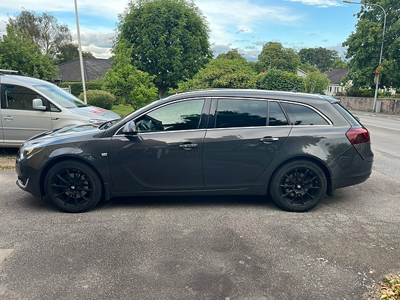Opel Insignia 4 of 10