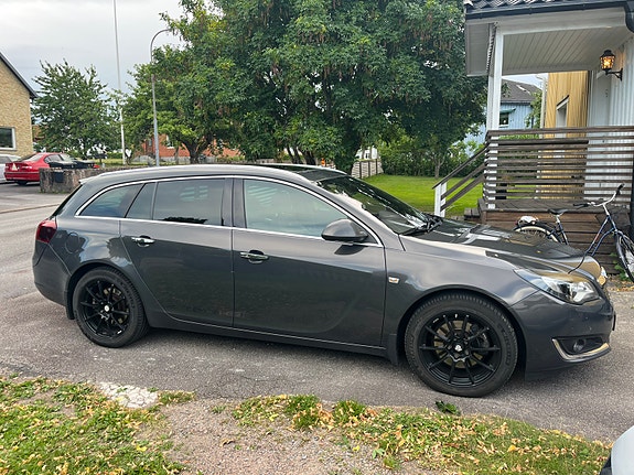 Opel Insignia 3 of 10