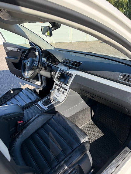 Volkswagen Passat Alltrack 6 of 7