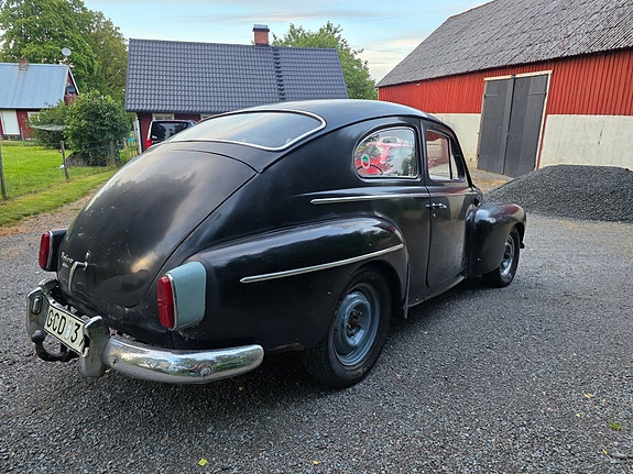 Volvo PV 2 of 9