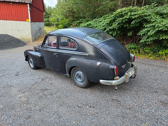 Volvo PV 4 of 9