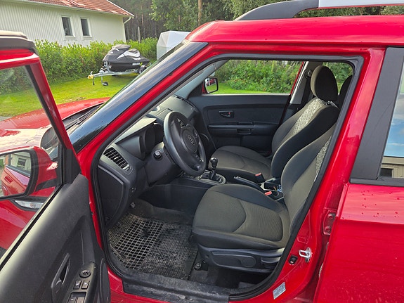 Kia Soul 5 of 8