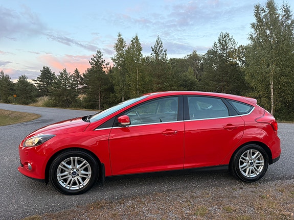 Ford Focus 3 of 29