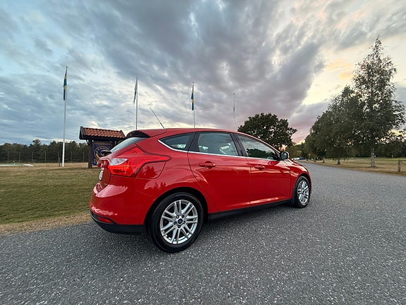 Ford Focus 11 of 29