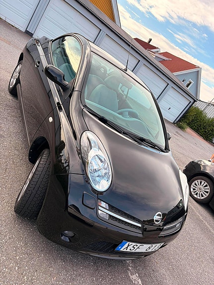 Nissan Micra C+C 7 of 11