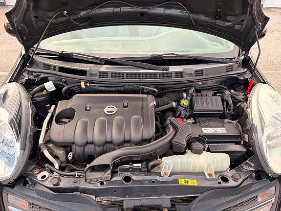 Nissan Micra C+C 4 of 11