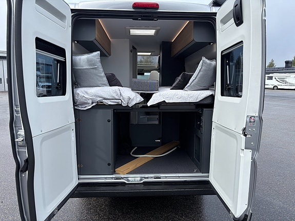 Adria TWIN Select 640 SLB - NYHET - Långbädd - Dieselpanna - Golvvärme - Automat- 7 of 19