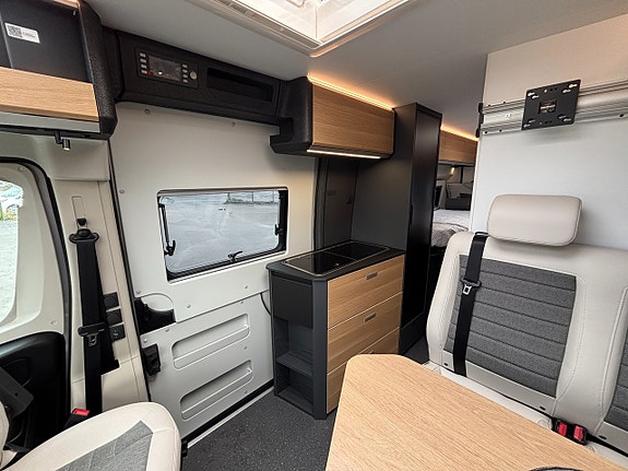 Adria TWIN Select 640 SLB - NYHET - Långbädd - Dieselpanna - Golvvärme - Automat- 14 of 19