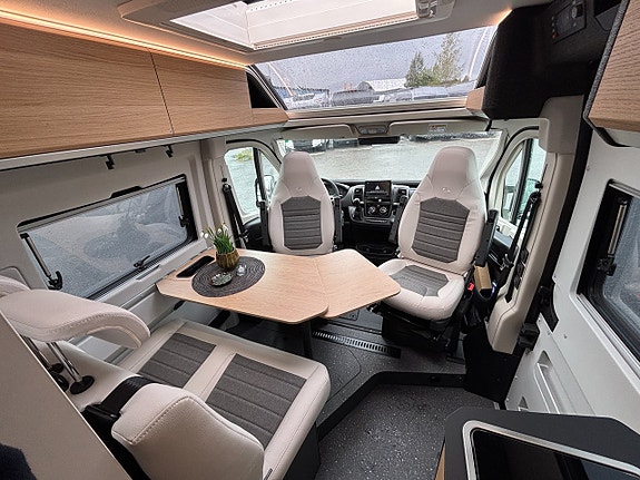 Adria TWIN Select 640 SLB - NYHET - Långbädd - Dieselpanna - Golvvärme - Automat- 13 of 19