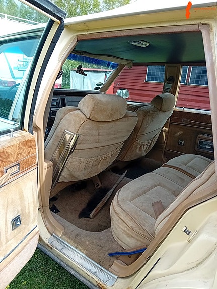Buick Electra 3 of 7