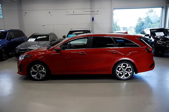 Kia Ceed 3 of 17
