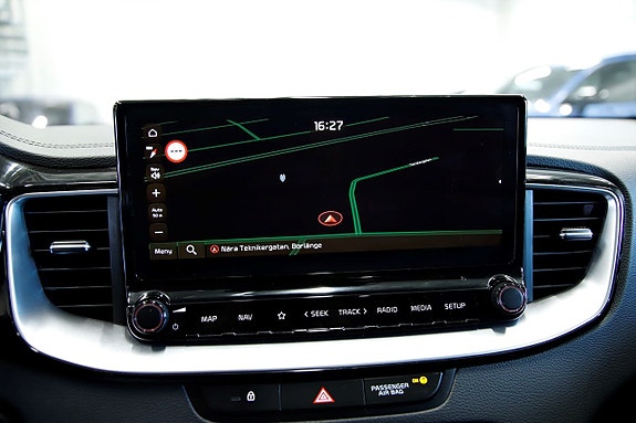 Kia Ceed 12 of 17