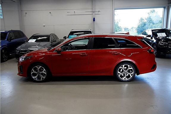 Kia Ceed 3 of 17