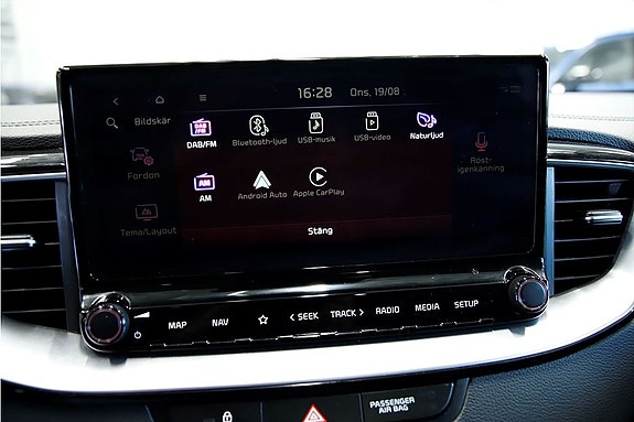 Kia Ceed 13 of 17