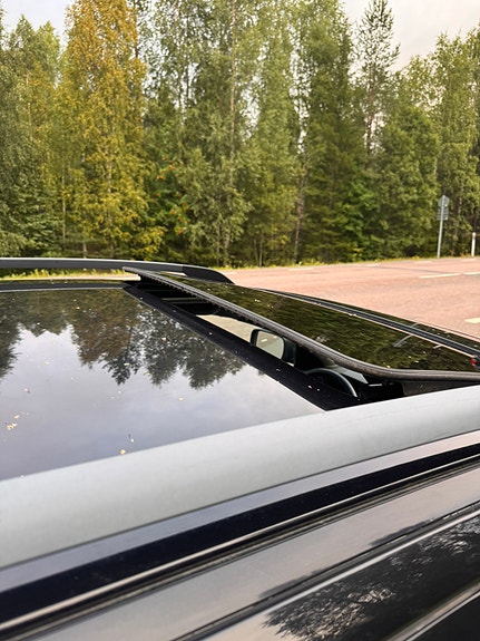 Volvo XC70 8 of 12
