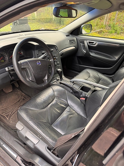 Volvo XC70 4 of 12