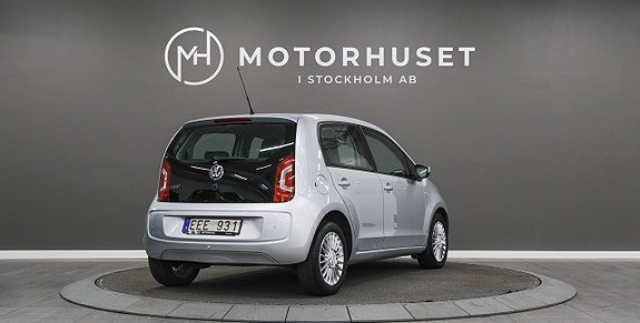 Volkswagen UP! 6 of 17