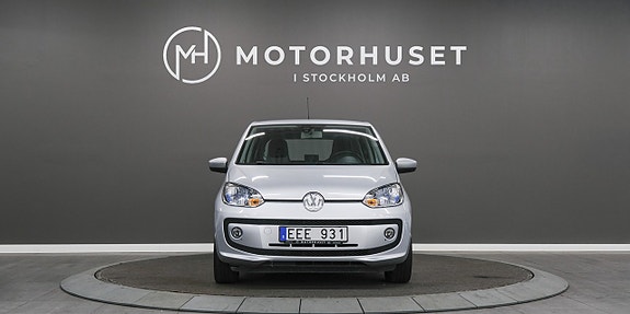 Volkswagen UP! 2 of 17