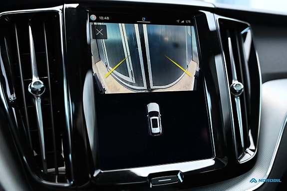Volvo XC60 13 of 24