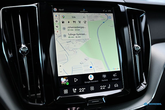 Volvo XC60 12 of 24
