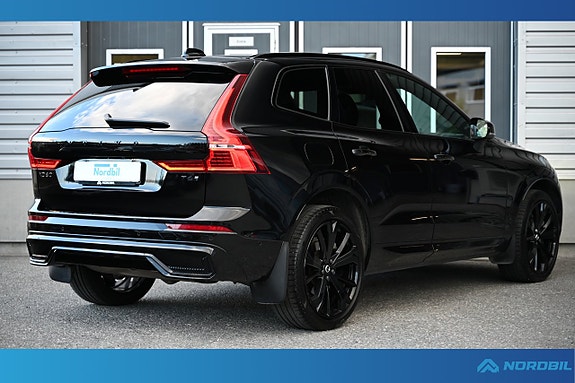 Volvo XC60 2 of 24