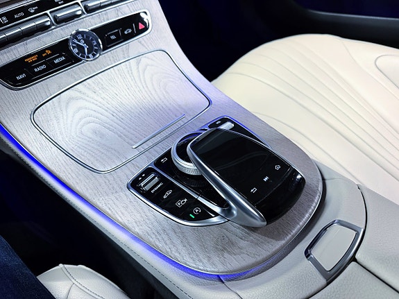 Mercedes-Benz CLS400 d 16 of 23