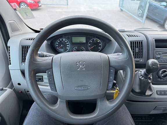 Peugeot Boxer 16 of 20
