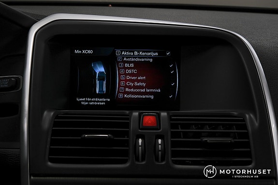 Volvo XC60 12 of 22