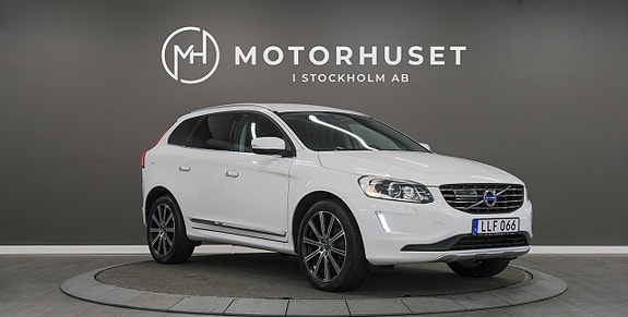 Volvo XC60 3 of 22
