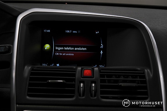 Volvo XC60 13 of 22