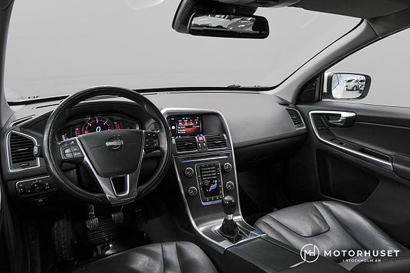 Volvo XC60 8 of 22