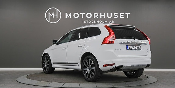 Volvo XC60 4 of 22