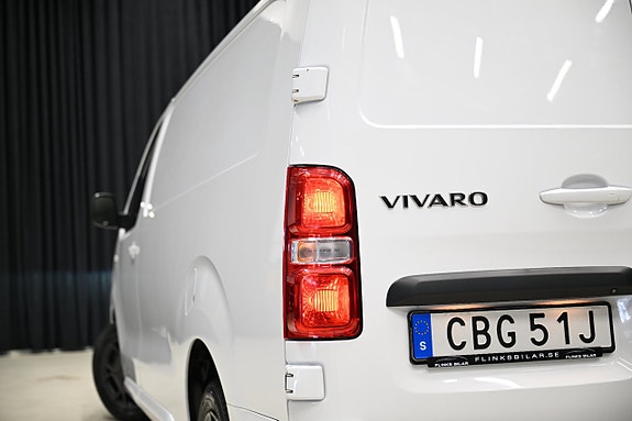 Opel Vivaro 11 of 30