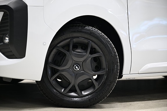 Opel Vivaro 4 of 30