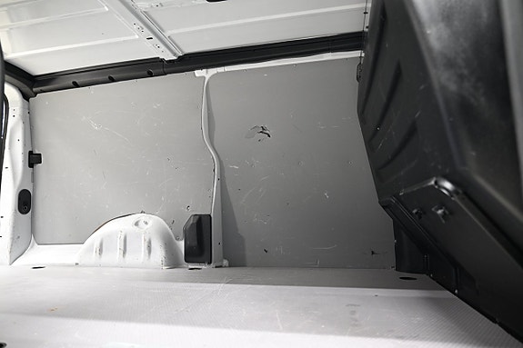 Opel Vivaro 8 of 30